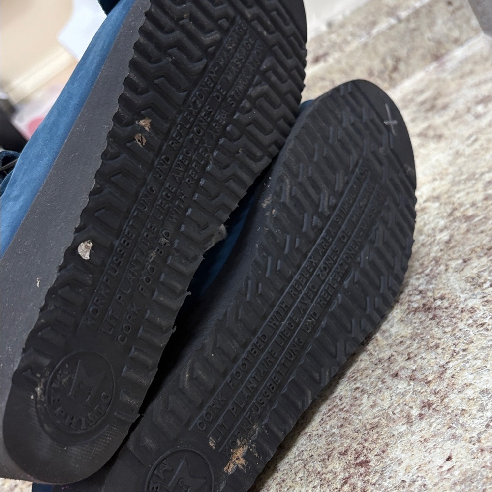 Mephisto Nubuck size 9 blue buckle sandals - Picture 4 of 6